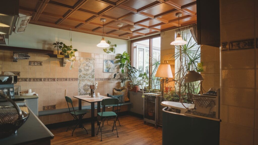 A photo of a cozy vintage-style kitchen nook.