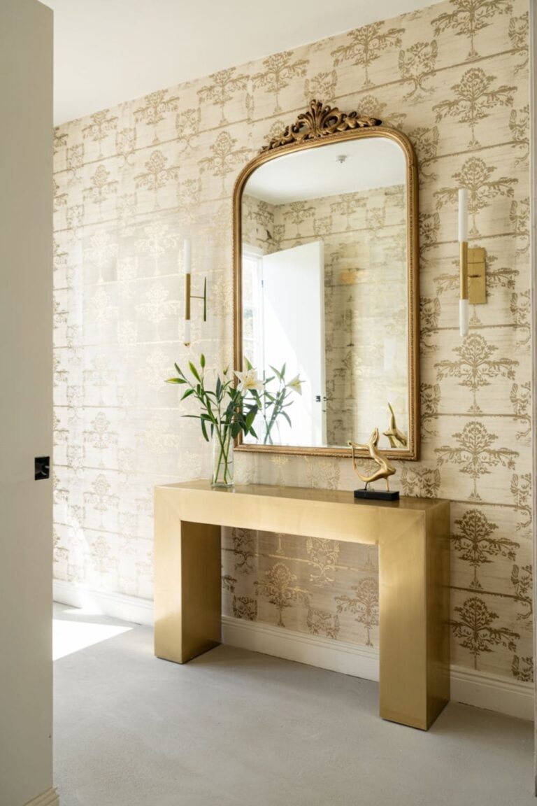 Stunning 20 Luxury Entryway Decor Ideas for Instant Elegance